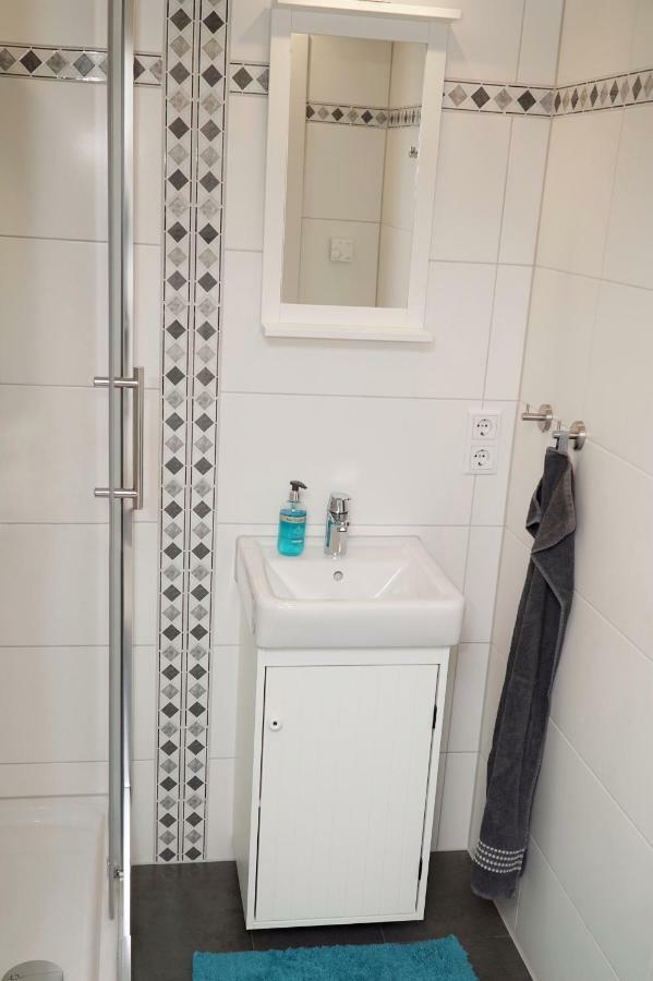 Bungalow Am Stadtrand Nürnberg Kültér fotó